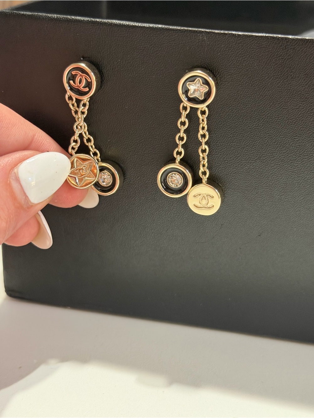 1998 Chanel Gold & Black Double-Drop Chain Earrings - Picture 4 of 6